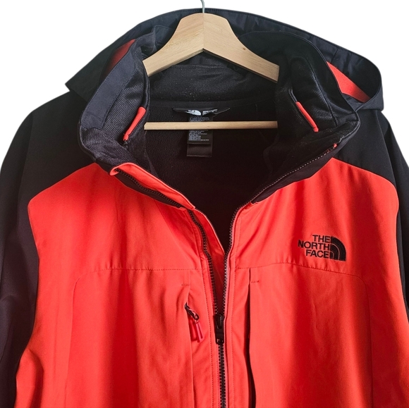 The North Face MEN'S APEX STORM PEAK TRICLIMATE® JACKET SIze XXL - Picture 6 of 9